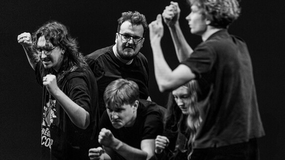 spektakl studenckiego teatru STuKot z udziałem Ch&oacute;ru Akademickiego UwBw  Wilnie