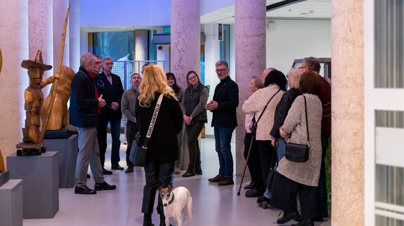 wernisaż wystawy rzeźb Stanisława Ostaszewskiego w kampusie UwB pt."body-anatomia słowa"