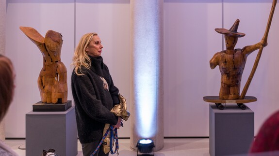 wernisaż wystawy rzeźb Stanisława Ostaszewskiego w kampusie UwB pt."body-anatomia słowa"