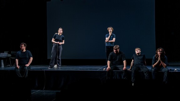 spektakl studenckiego teatru STuKot z udziałem Ch&oacute;ru Akademickiego UwBw  Wilnie